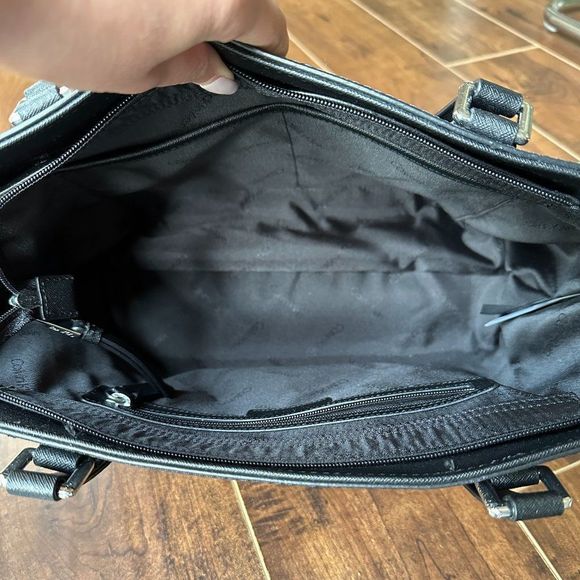 Calvin Klein Bag - Picture 4 of 5